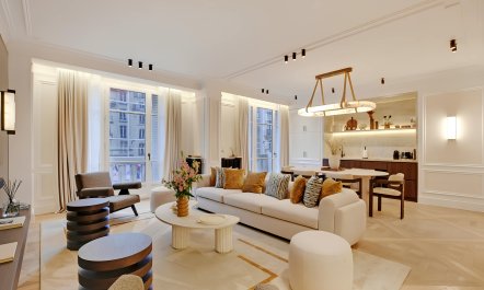 Paris Jewel 4