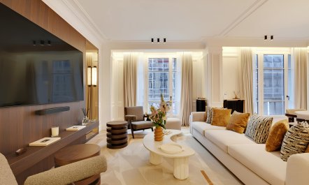 Paris Jewel 2