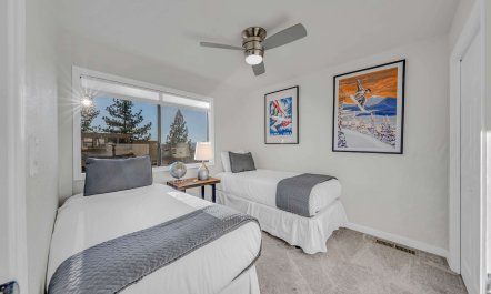Diamond Pines 7