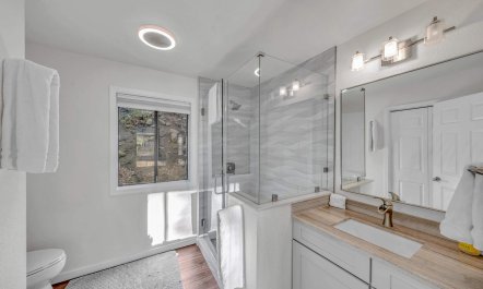 Diamond Pines 9