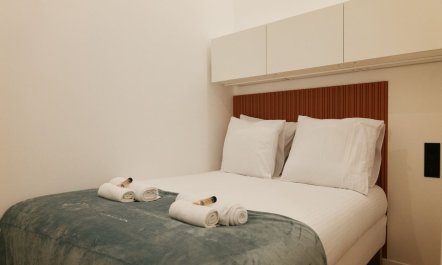 Cobbles & Walnut 7