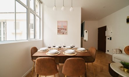 Cobbles & Walnut 1