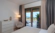 Red Wine & Sea 9