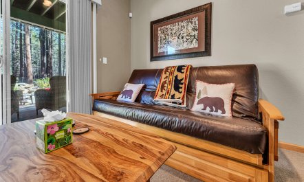 Pine & South 5