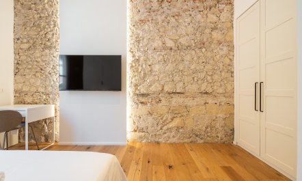 Stone & Marina 9