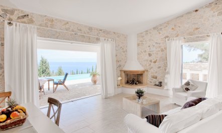 Aphrodite&rsquo;s Light 3