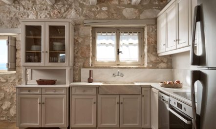 Stone & Ionian 5