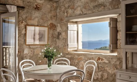 Stone & Ionian 8