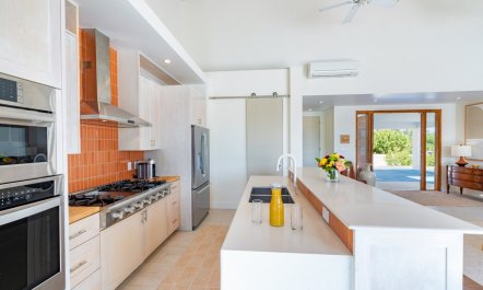 Leeward Luxe 7