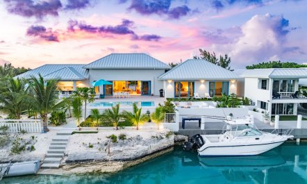 Leeward Luxe
