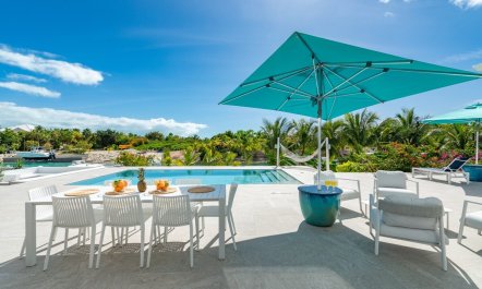 Leeward Luxe 4
