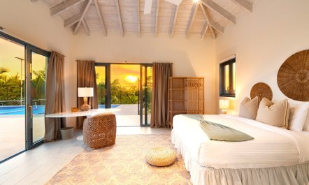 Leeward Luxe 8