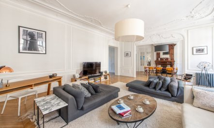 The Parisian Parlour 4