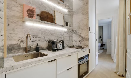 Elegant Parisian 7
