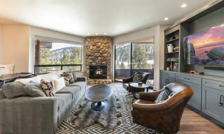 Mountaineer's Perch