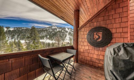 Mountaineer's Perch 1