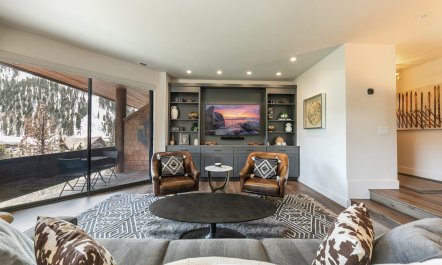 Mountaineer's Perch 3
