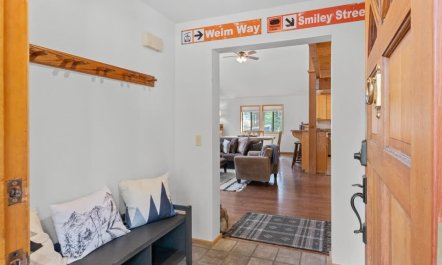 Tahoe Treehouse 9