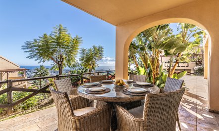The Garden Above the Sea 1