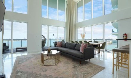 Ocean Key 4