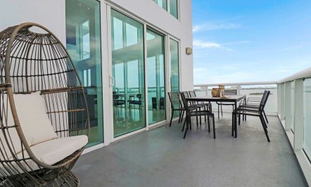 Ocean Key 1