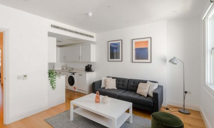 Fitzrovia White 3