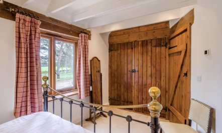 3 Bed in Woodbridge 9