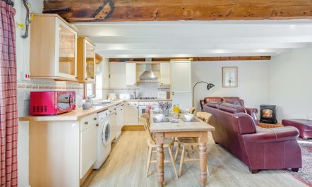 3 Bed in Woodbridge 4