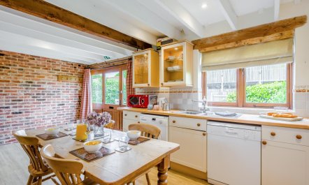 3 Bed in Woodbridge 3