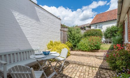 3 Bed in Woodbridge 1