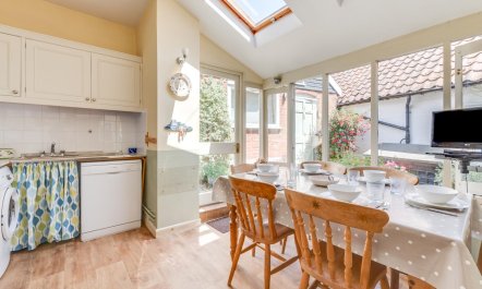 3 Bed in Woodbridge 3