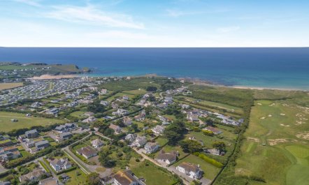 4 Bed in Padstow 5