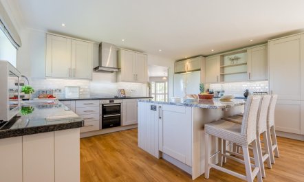 4 Bed in Padstow 1
