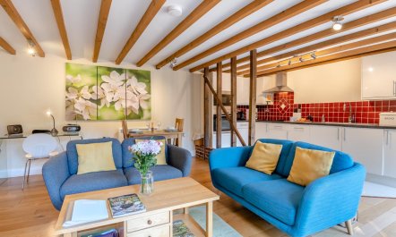 1 Bed in Woodbridge 1