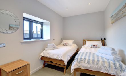 5 Bed in Shingle Street, Woodbridge 9