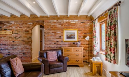 2 Bed in Woodbridge 8