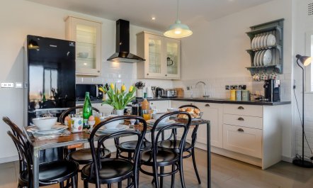 3 Bed in Shingle Street, nr Woodbridge, 2