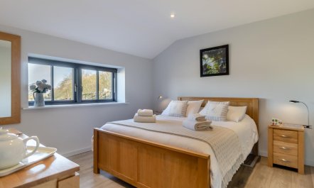3 Bed in Shingle Street, nr Woodbridge, 4