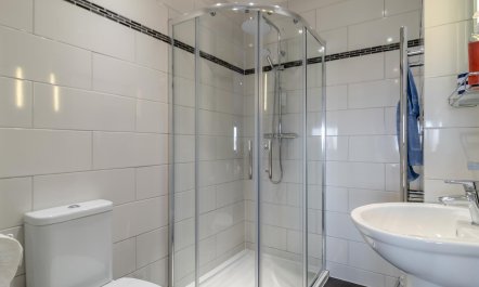 3 Bed in Shingle Street, nr Woodbridge, 7