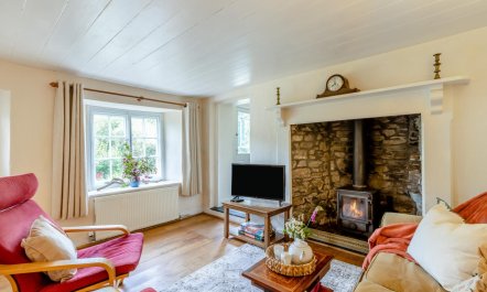 3 Bed in Horns Cross 1