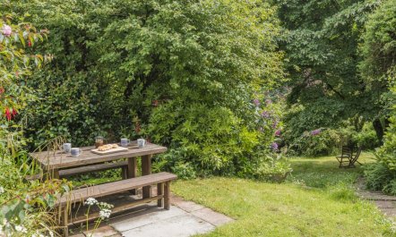 3 Bed in Horns Cross 4