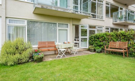 2 Bed in Tenby 7