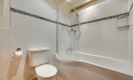 2 Bed in Woodbridge 8