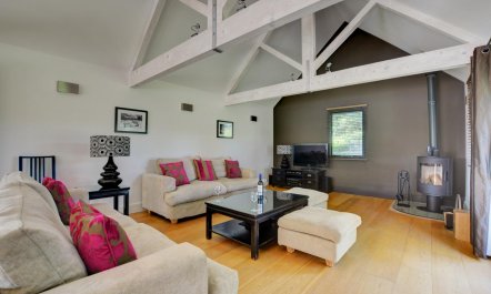6 Bed in Holt