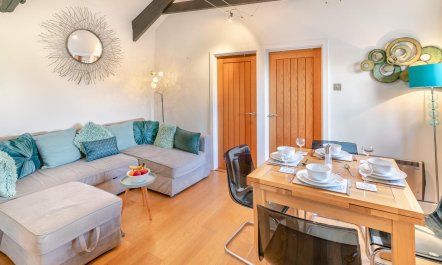 2 Bed in St. Ives 9