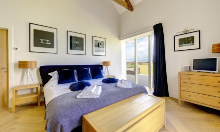4 Bed in Field Dalling 3