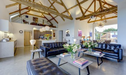4 Bed in Field Dalling 9