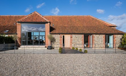 4 Bed in Field Dalling 6