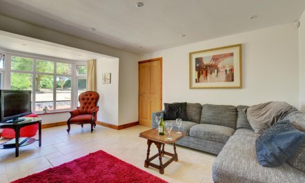 5 Bed in Gressenhall 8