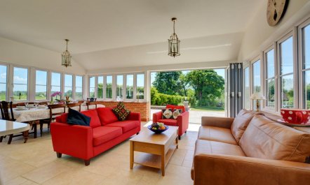 5 Bed in Gressenhall 1